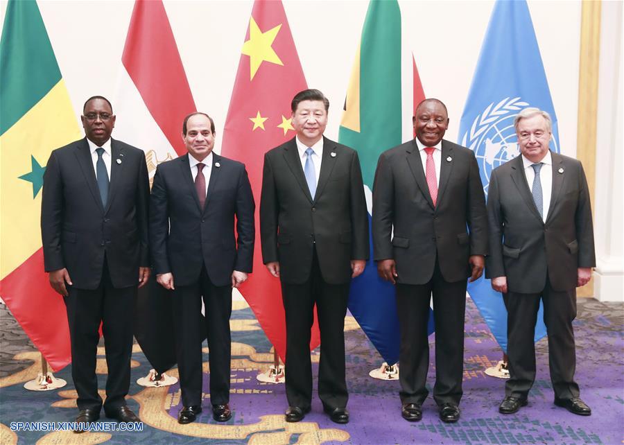 Xi impulsa propuesta de tres puntos sobre desarrollo de relaciones China-Africa