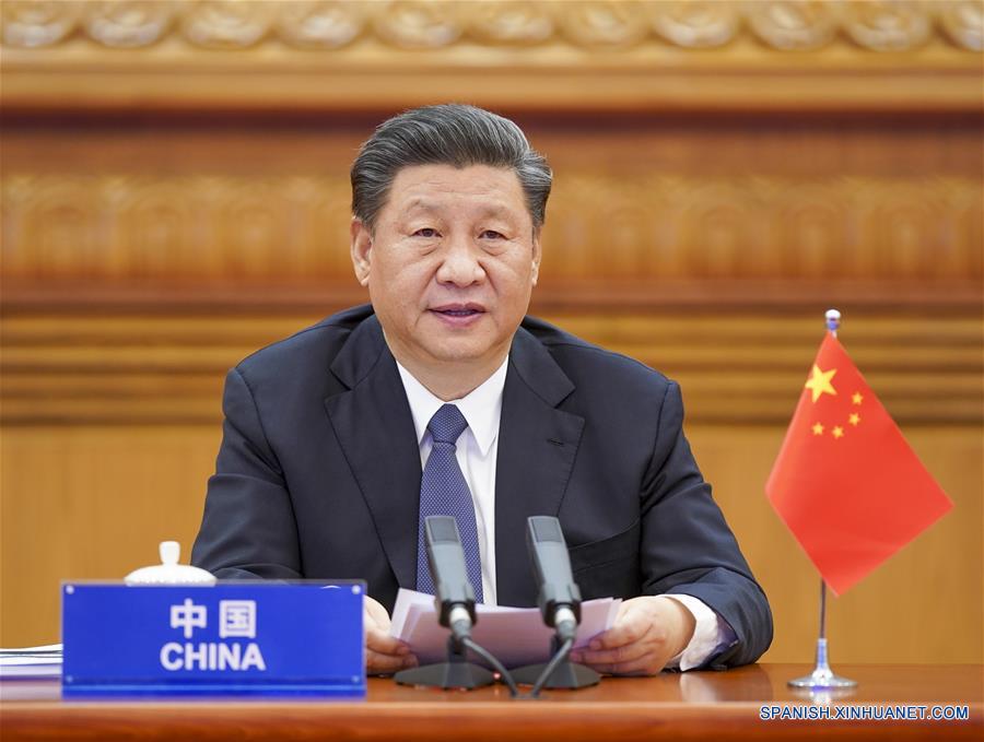 Xi pide guerra global total contra COVID-19 en cumbre extraordinaria de G20