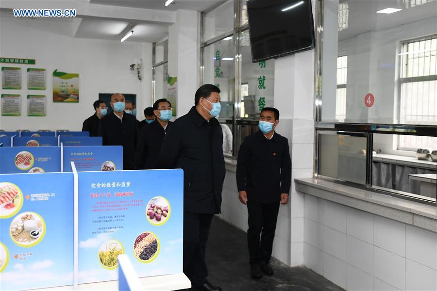 Xi inspecciona trabajo de reducción de la pobreza en provincia de Shaanxi