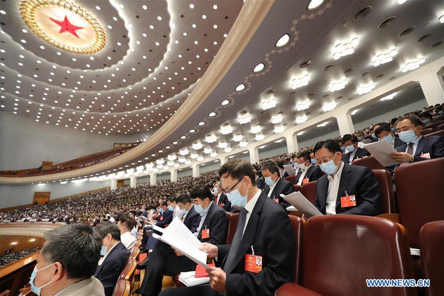 (Dos sesiones) Máximo órgano legislativo de China comienza sesión anual