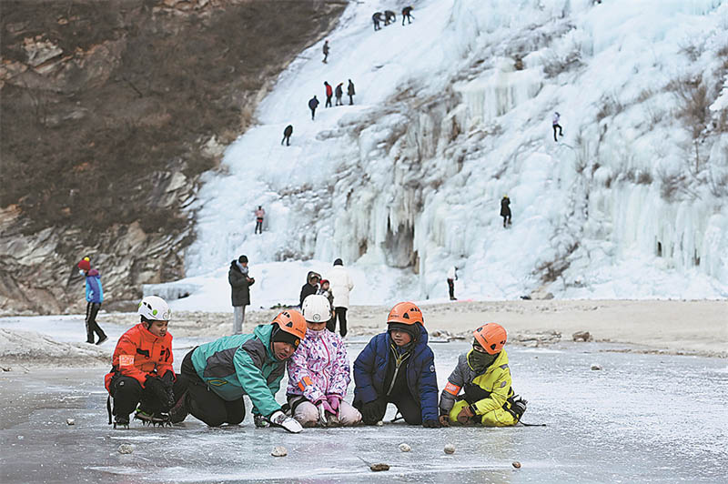 La escalada en hielo se abre horizontes en China