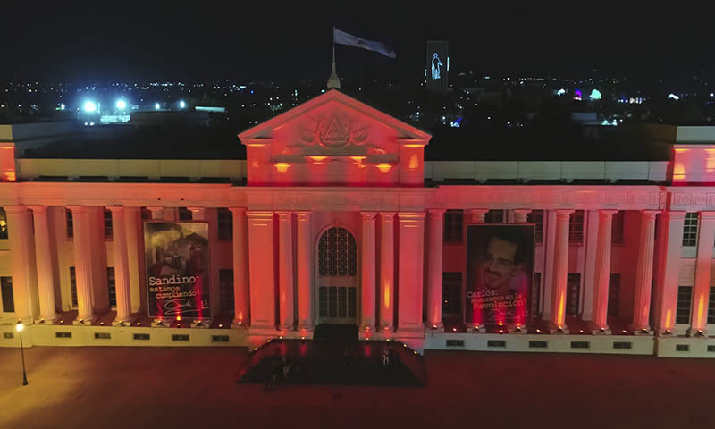 Nicaragua se ilumina de rojo en honor a los Juegos Olímpicos de Invierno Beijing 2022