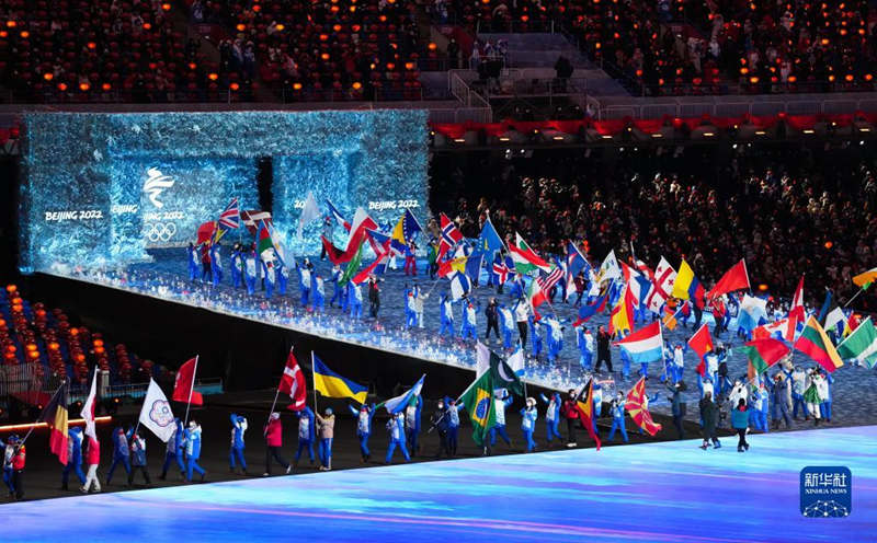 Xi asiste a ceremonia de clausura de Juegos Olímpicos de Invierno de Beijing
