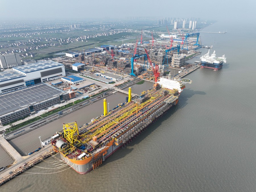 Aumento en entregas y nuevos pedidos en sector de construcción naval de China