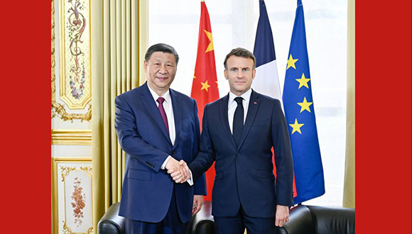  China y Francia deben defender su independencia y evitar conjuntamente una "nueva Guerra Fría" o una confrontación de bloques,  afirma Xi Deben seguir entendiéndose y promoviendo conjuntamente la coexistencia armoniosa en un mundo multicolor,  apuntó.