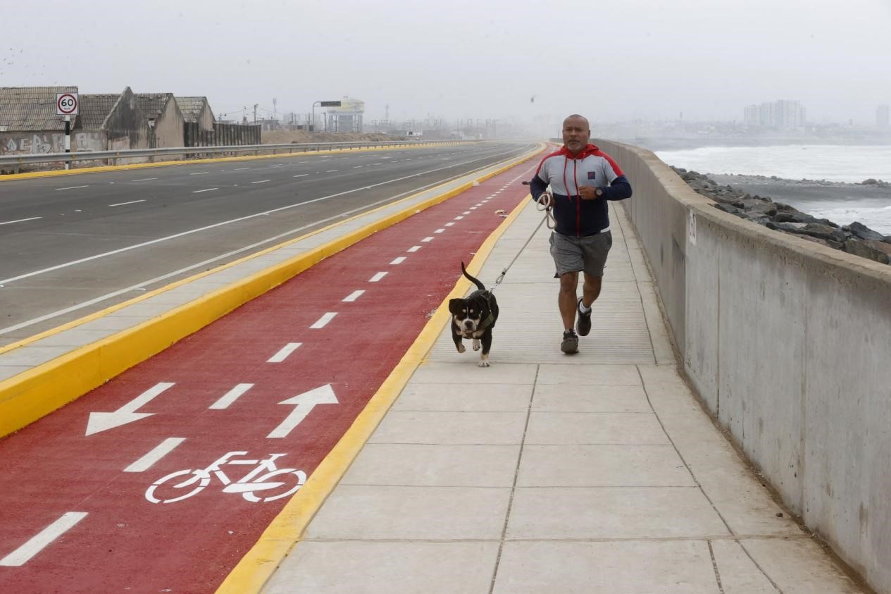 El proyecto de la Carretera de la Costa Verde del Callao en Perú mejora la vida de los residentes locales