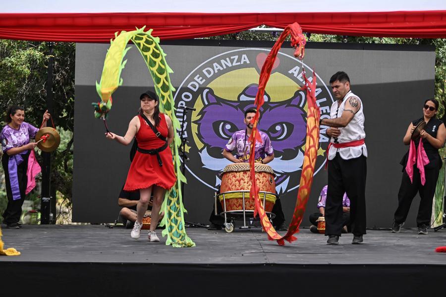 Chile se llena de júbilo con celebración de Año Nuevo Chino en icónico parque en capital
