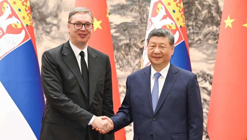 Xi pide a China y Serbia impulsar cooperación de amplio alcanceChina y Serbia deben alinear mejor sus estrategias de desarrollo, implementar el plan de acción a mediano plazo para la cooperación de la Franja y la Ruta e impulsar la colaboración en infraestructura de transporte y energética, entre otros sectores, sostuvo hoy lunes el presidente chino, Xi Jinping.