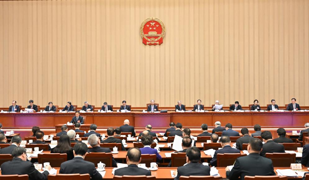 Presidium de sesión legislativa anual de China celebra segunda reunión